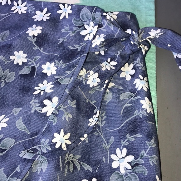 We Too Sportswear Vintage Wrap Mini‎ Skirt - Picture 5 of 9